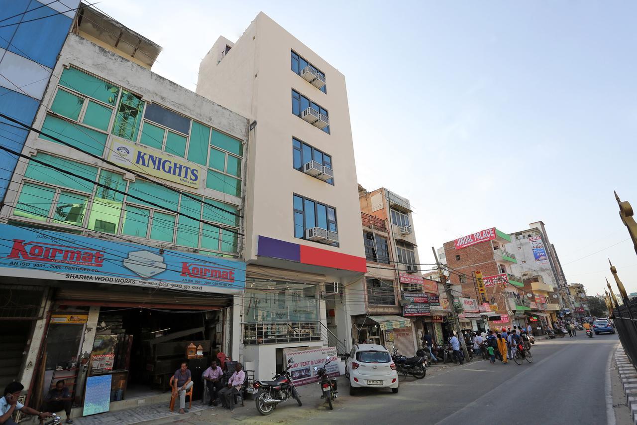 Oyo 9147 Hotel Aerostay New Delhi Exteriör bild